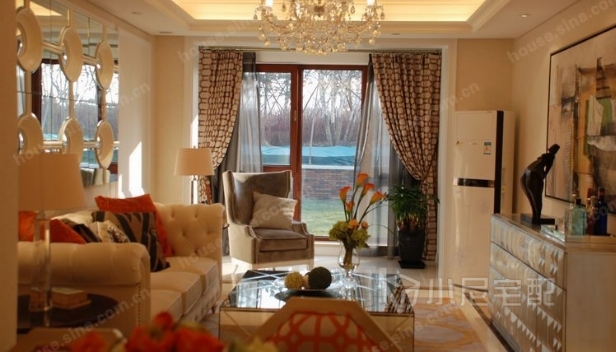 118㎡/三室兩廳兩衛(wèi)/現(xiàn)代